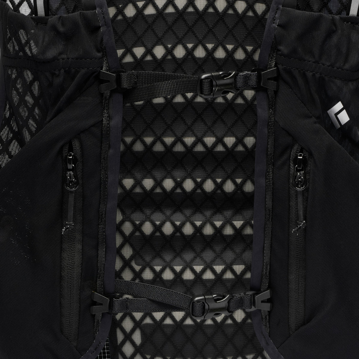 Women's Distance 22 Backpack | Black Diamond Everyday